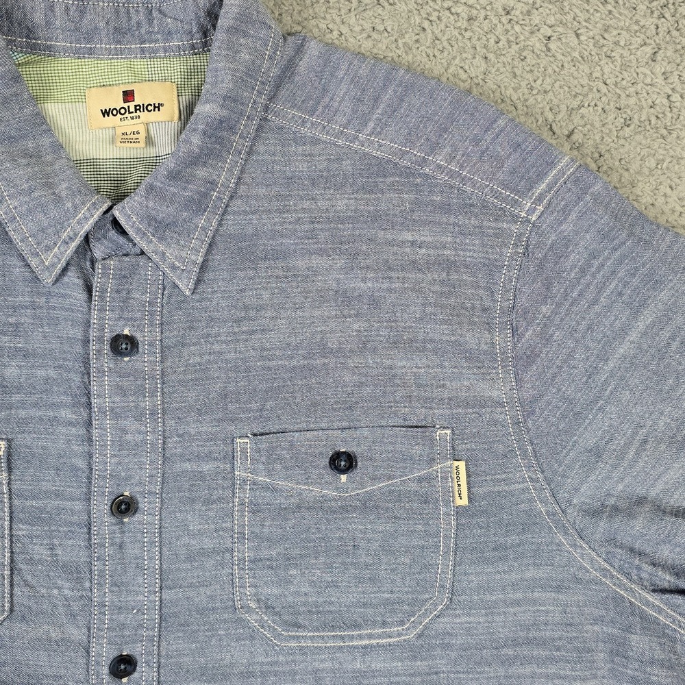 Woolrich  Shirt Mens XL Blue Chambray Casual Short Sleeve‎ Button Up Pockets - Picture 6 of 13